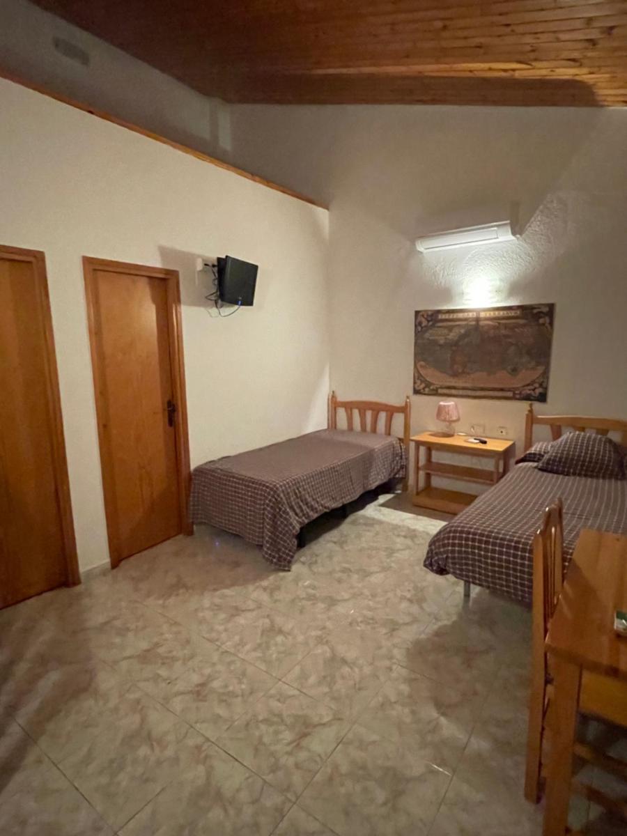 Hotel Les Agudes - Housity