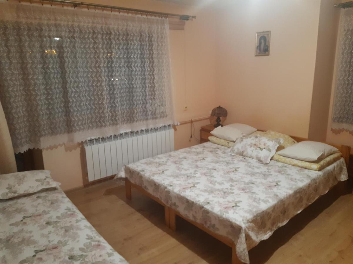 Pokoje u Lusi - Housity
