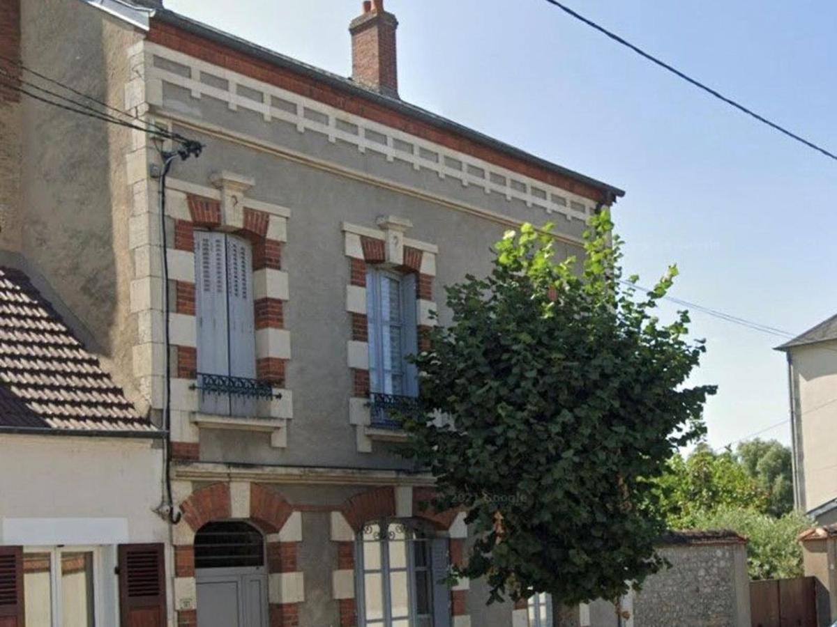 Maison années 30 avec jardin, piscine, proximité Loire, 4 chambres, vélos, idéale familles/amis - FR-1-590-261 - Housity
