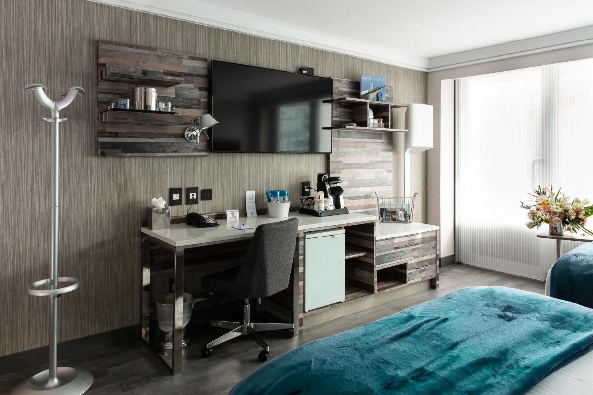 Hotel Le Bleu - Housity