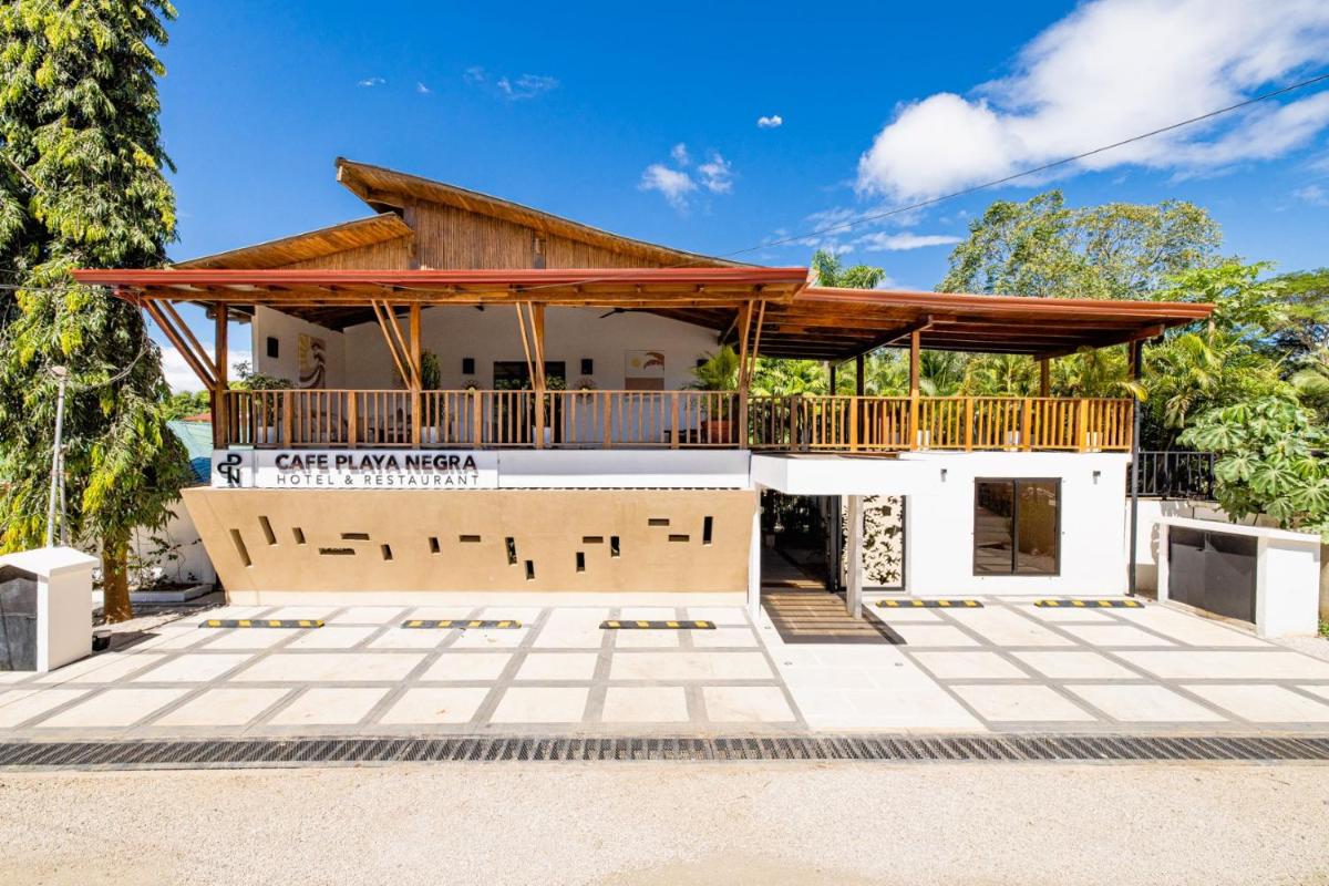 Cafe Playa Negra Hotel - Housity