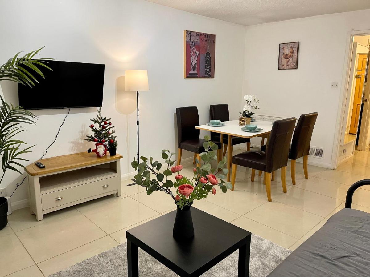 Spacious Cozy Toothing House - Housity