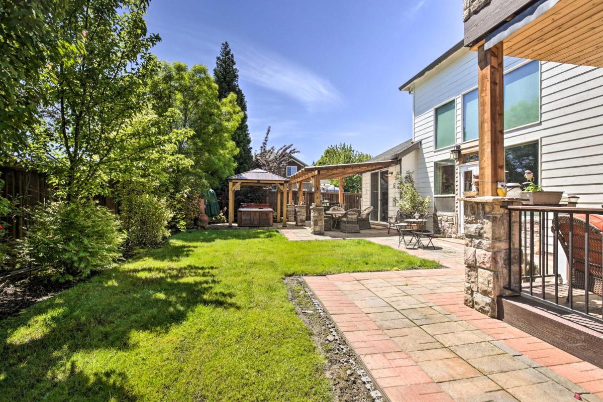 NEW! ‘Diva’s Delight:’ Luxurious Wine Country Home - Housity