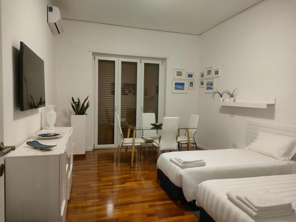 Stefani's House - Housity