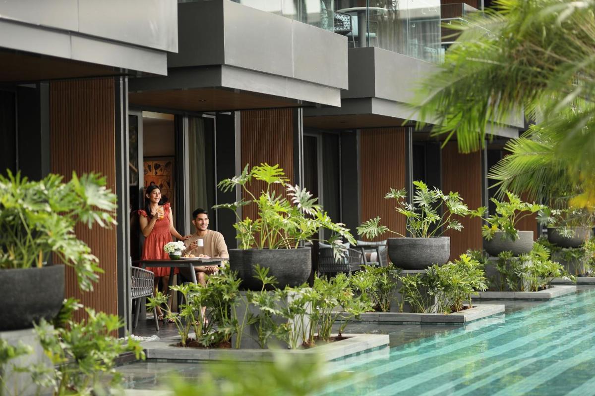 Padma Hotel Semarang - Housity