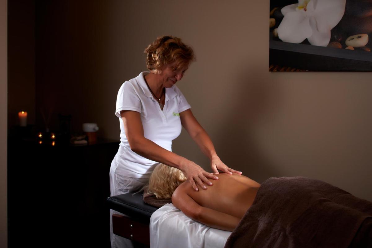 O spa e/ou outras comodidades de bem-estar em Santa Eulalia Hotel & Spa