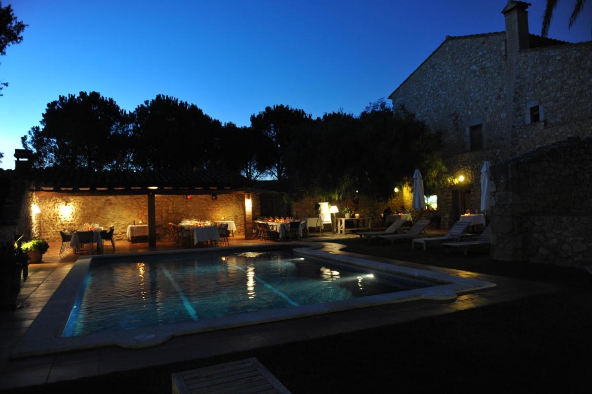 Piscina en o cerca de Mas Falgarona Hotel Boutique & SPA
