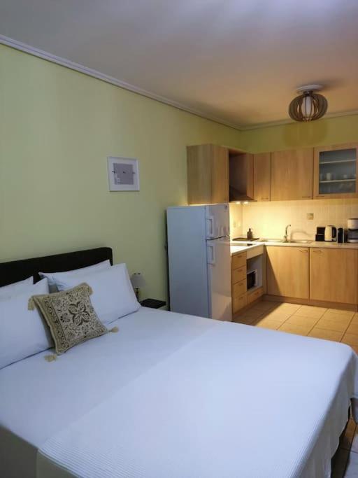 Suitetrails - Stylish and Cozy 4th floor studio