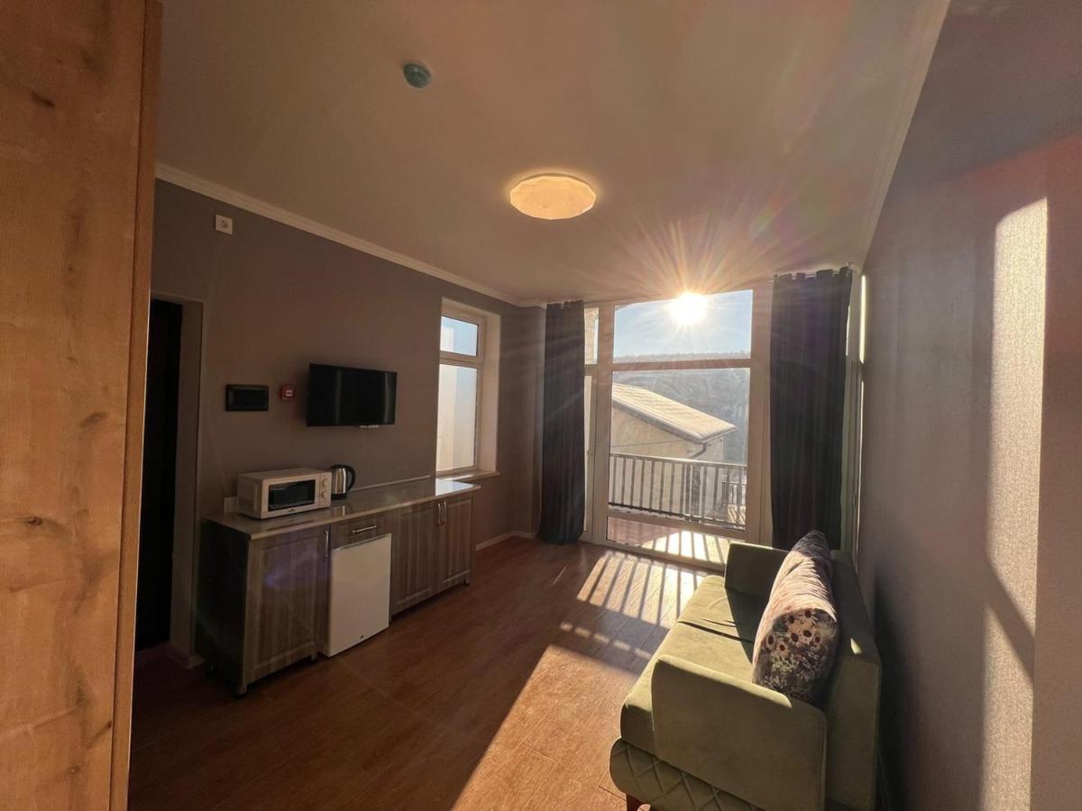 Ahval Hotel - Housity