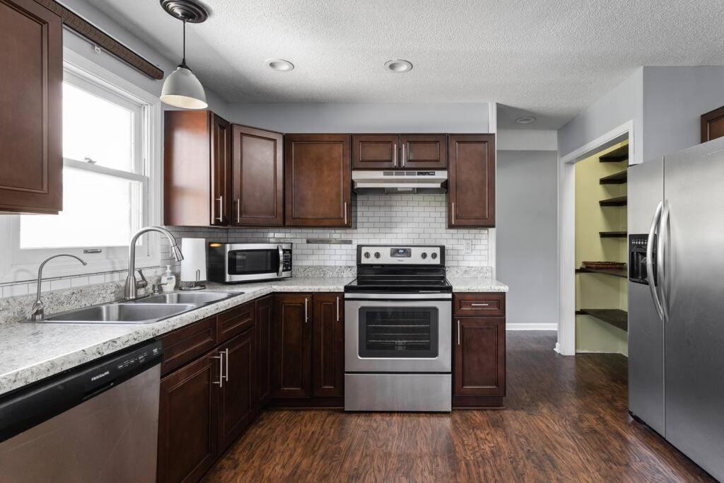 The City Escape Suburban Retreat in Fishers - Housity
