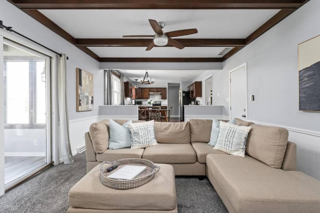 The City Escape Suburban Retreat in Fishers - Housity