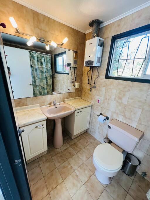 Maravillosa Casa Con Piscina y Vista al Mar - Housity