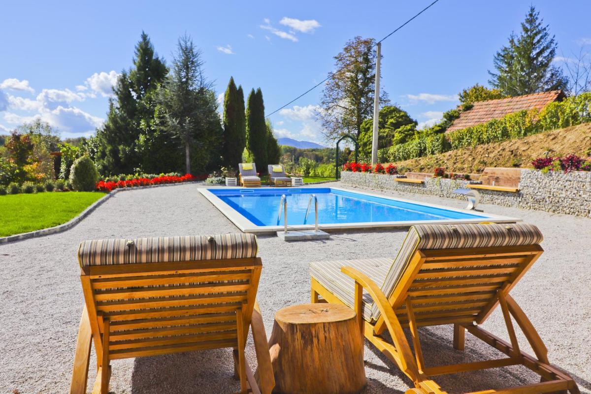 Holiday Home Grga-Three Bedroom House with Swimming Pool - Housity
