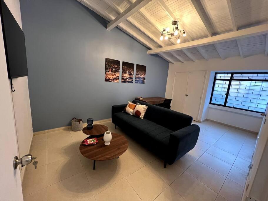 Spacious and perfectly located apartment in Provenza – El Poblado - Housity