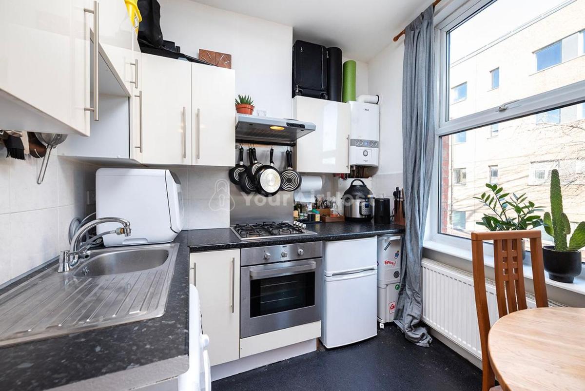 Vibrant 1 bedroom flat in trendy Hackney - Housity