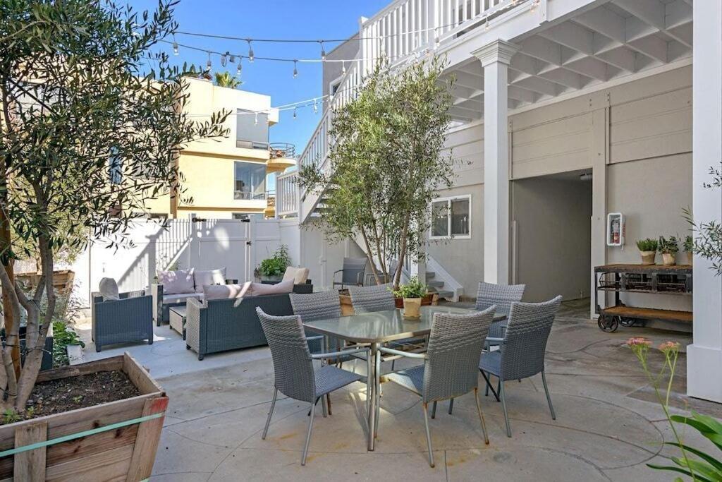 Ocean View From Private Patio, Across Street From Beach - Housity