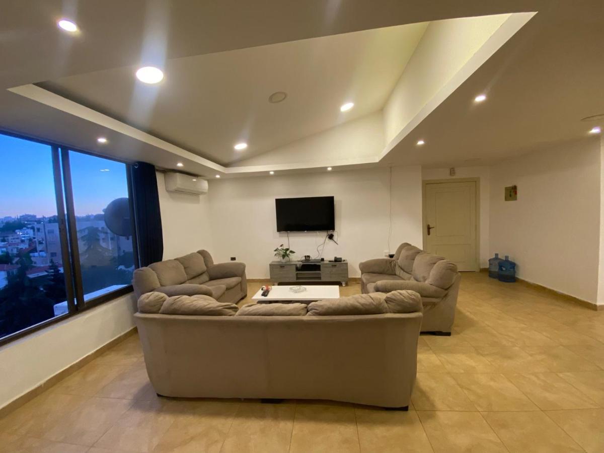 The view IV - Housity