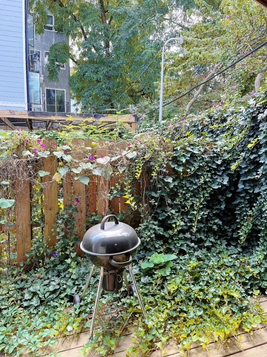 Northern Liberty Lovely 1 bedroom Loft with Patio 2 Queen plus Sofa bed Apt A - Housity