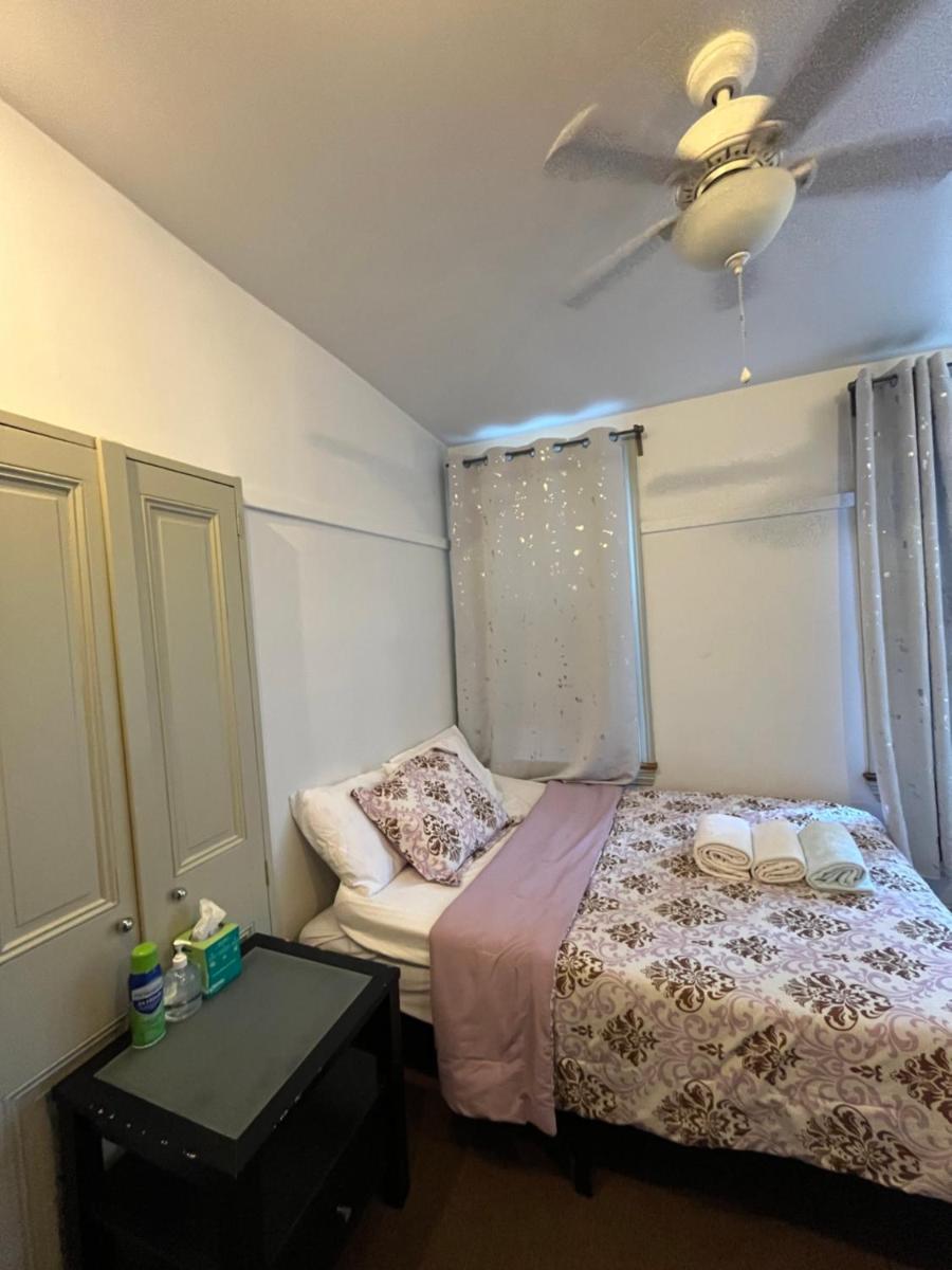 Northern Liberty Lovely 1 bedroom Loft with Patio 2 Queen plus Sofa bed Apt A - Housity
