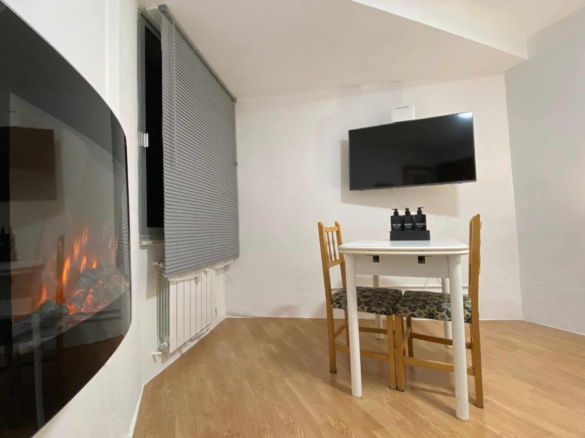 Cómodo Estudio de 1 habitación y fácil aparcam - Housity