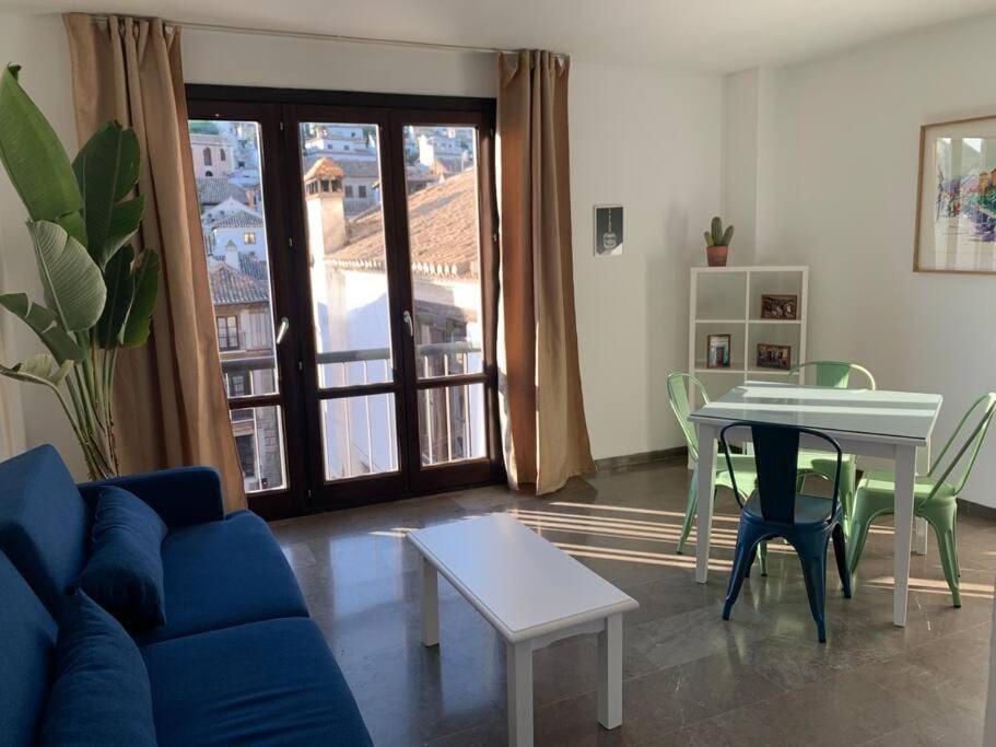Cosy Apartment with Great Views on Old Town - Housity