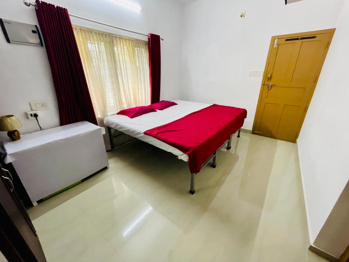 Rose Garden Homestay Thrissur - Housity