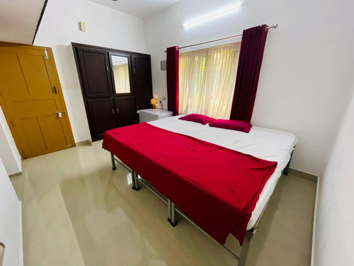 Rose Garden Homestay Thrissur - Housity