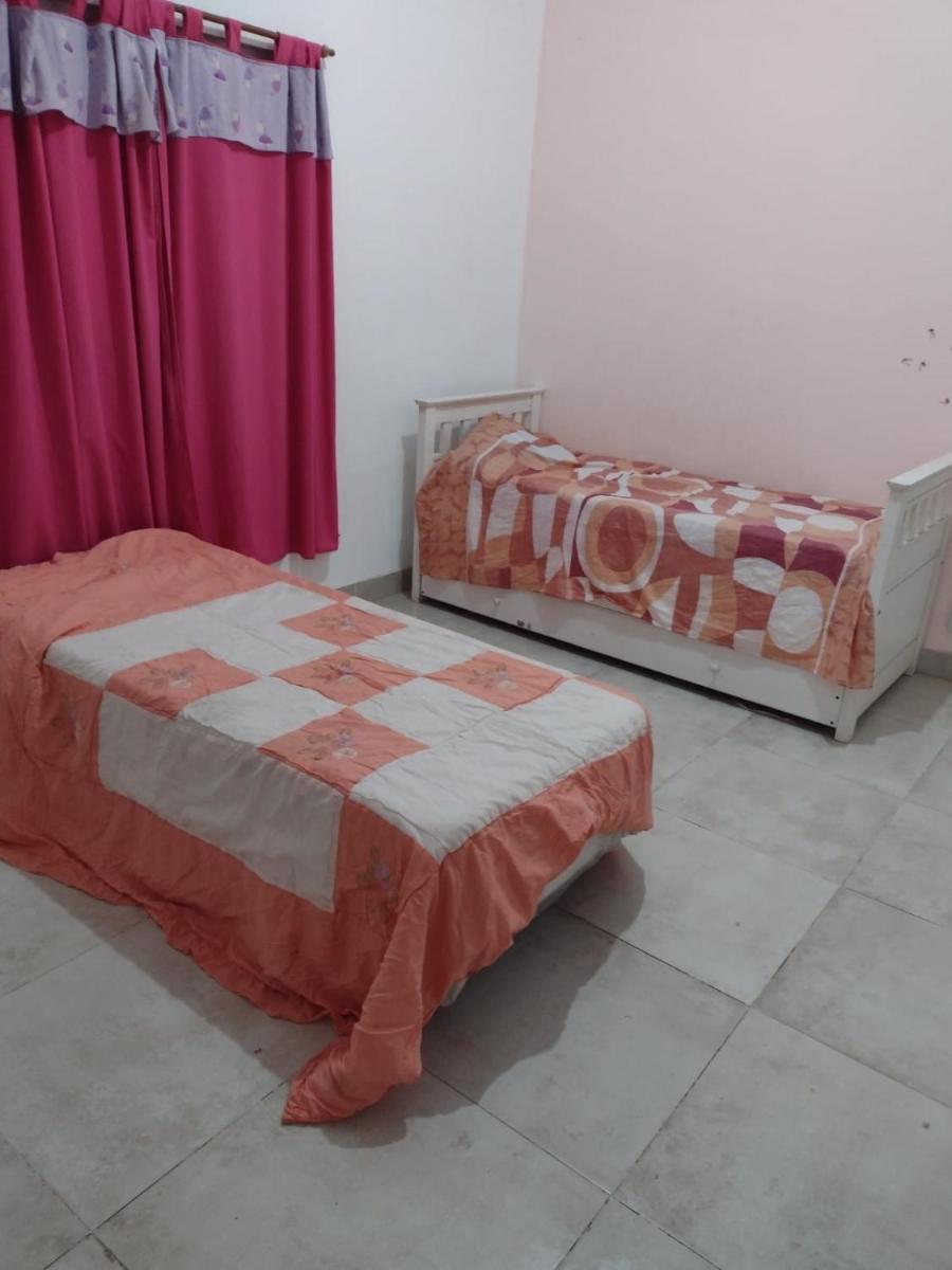 Casa con pileta - Housity