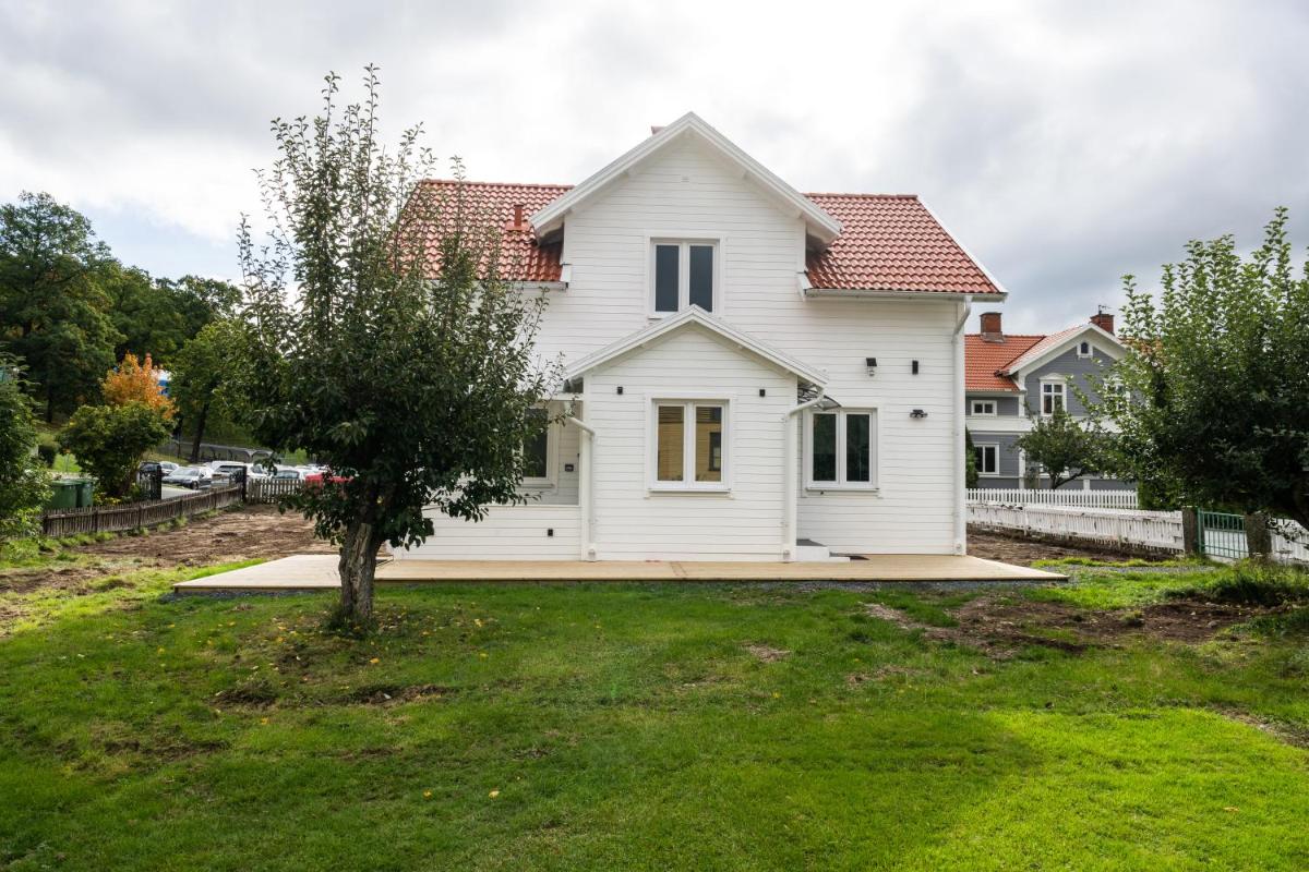 New Flores - Housity