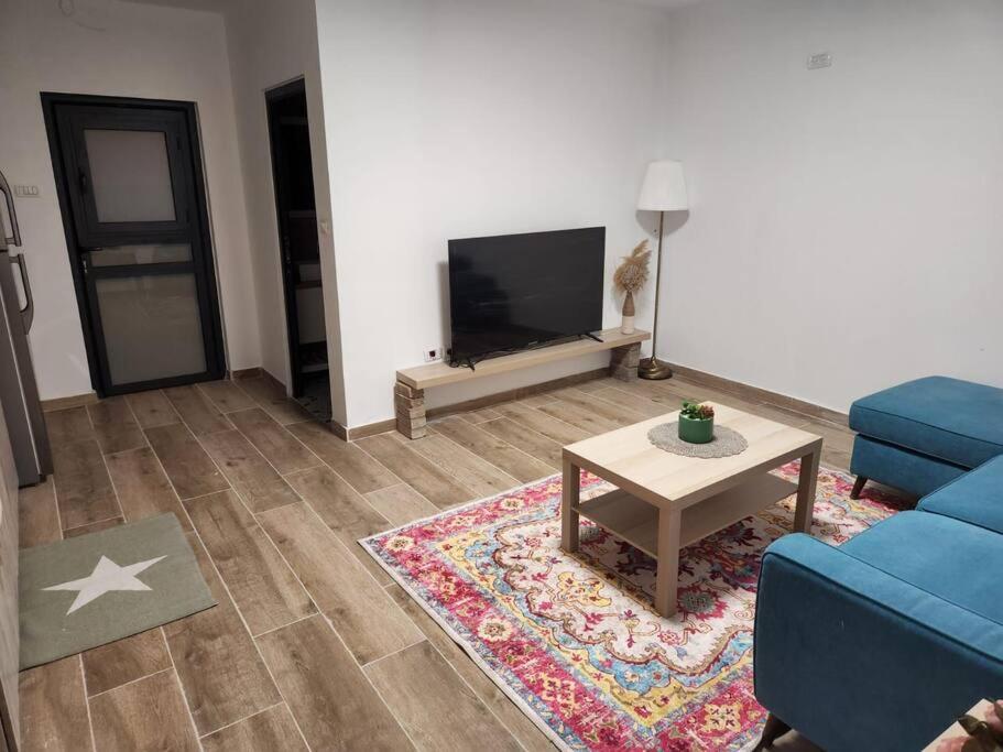פנינת המדבר ים המלח - Housity