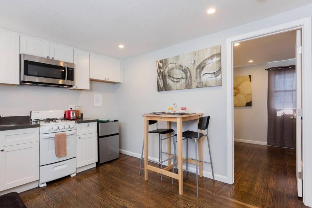 Suitetrails - Newly remodeled and furnished home near downtown SFO