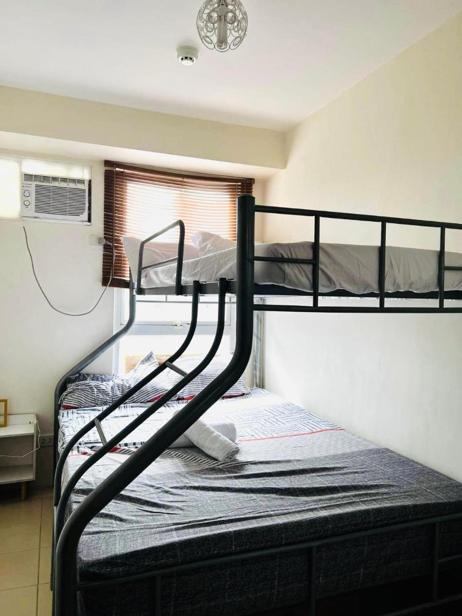 Suitetrails - MyrVin 2 at Deca Homes