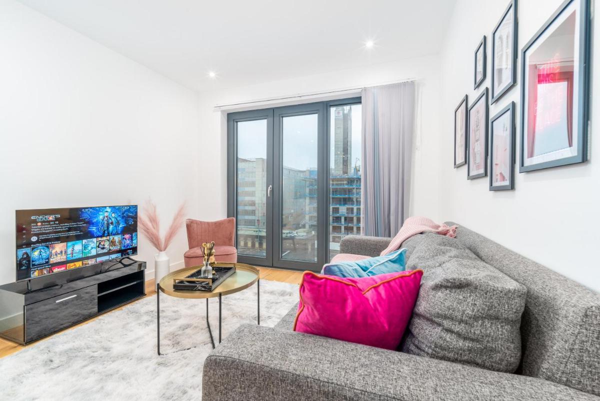 Candy Suite by Home Bay - City Centre - Housity
