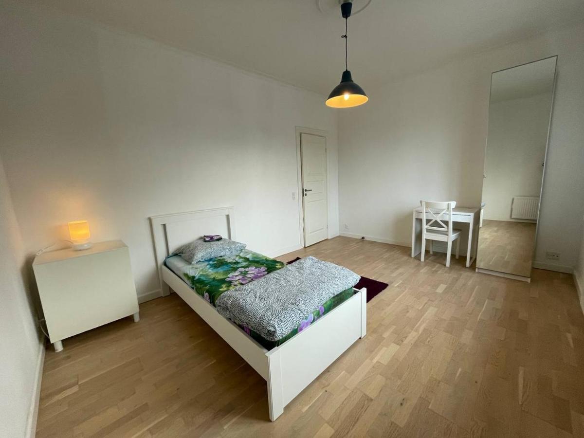 Bright and spacious apartment - Housity