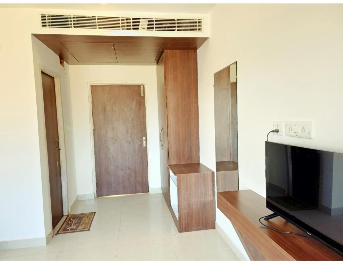 Hotel Neelkanth, Faizabad - Housity