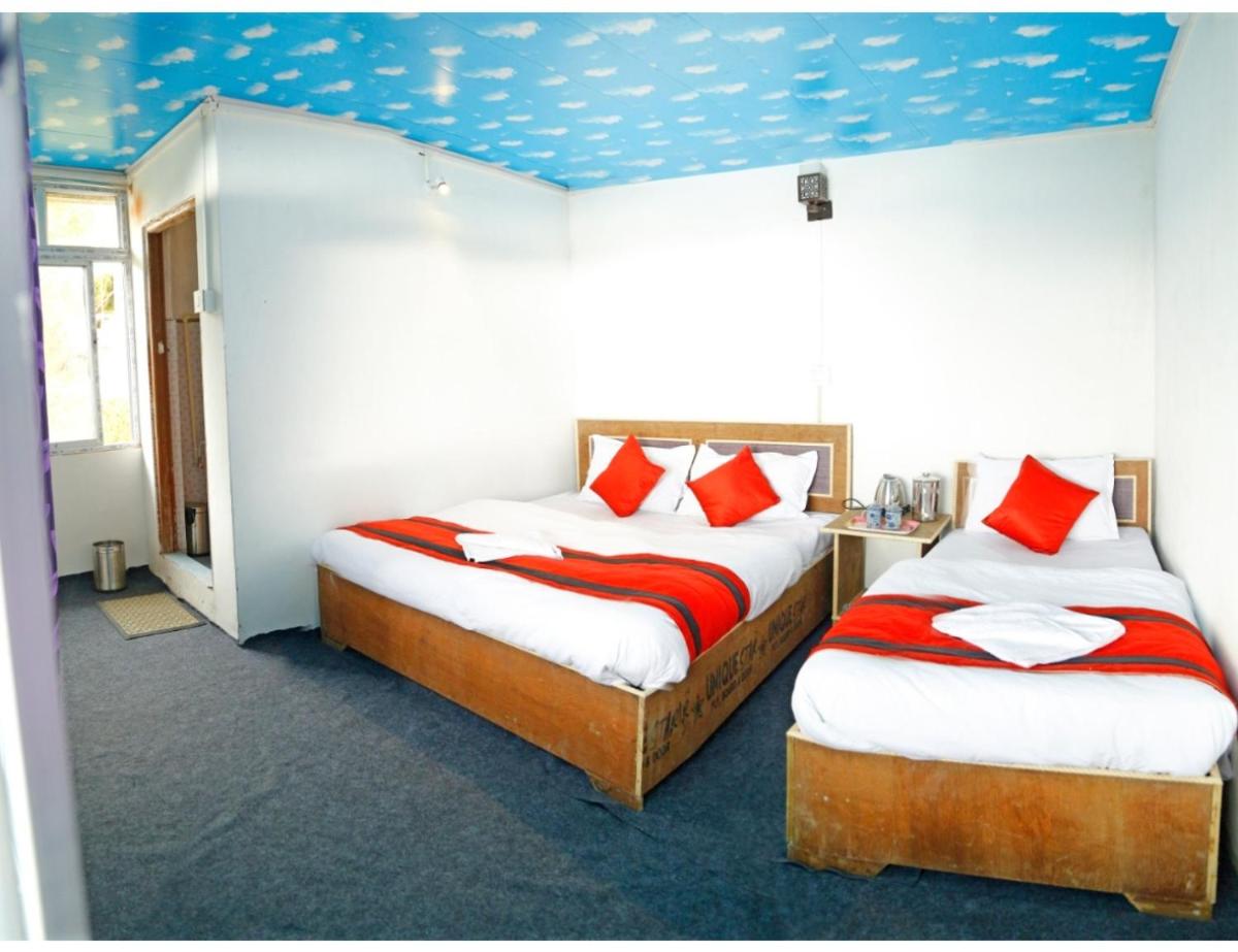 Hill Homestay, Zuluk - Housity