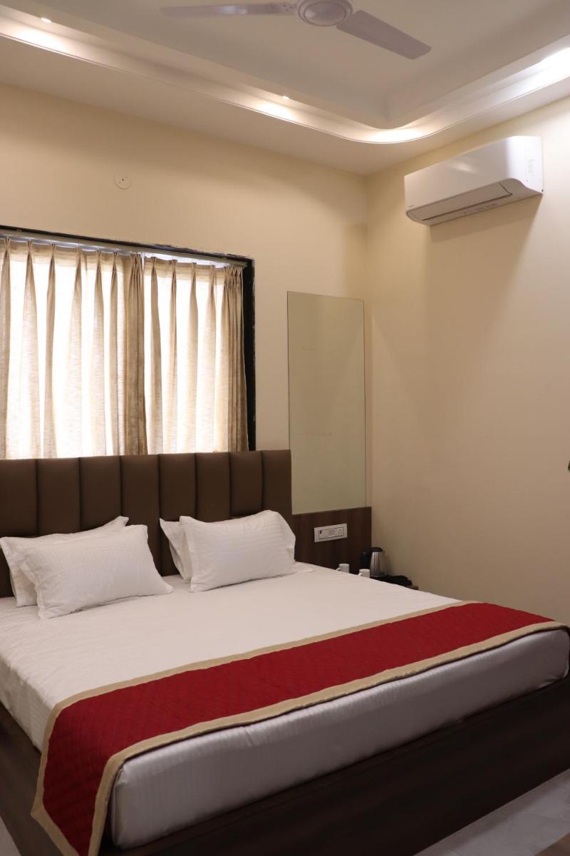 Hotel The Grin Ocean - Housity
