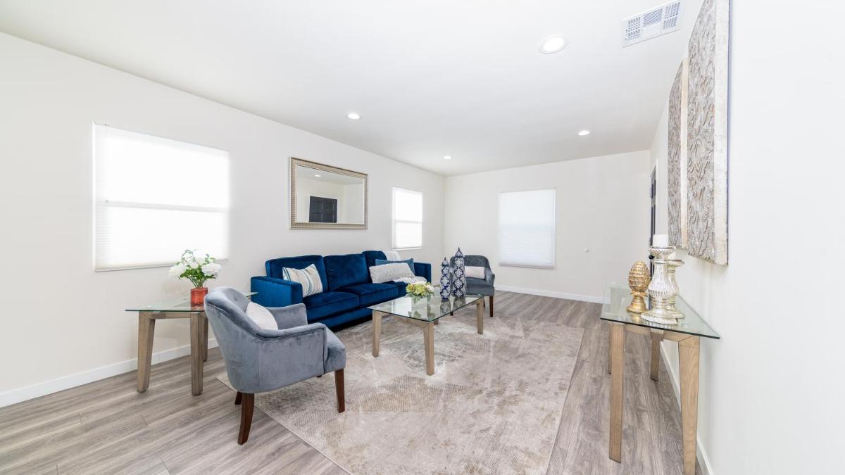 LA Retreat - Housity