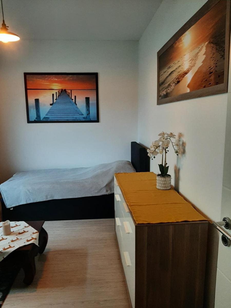 Am Bahnhof - Housity