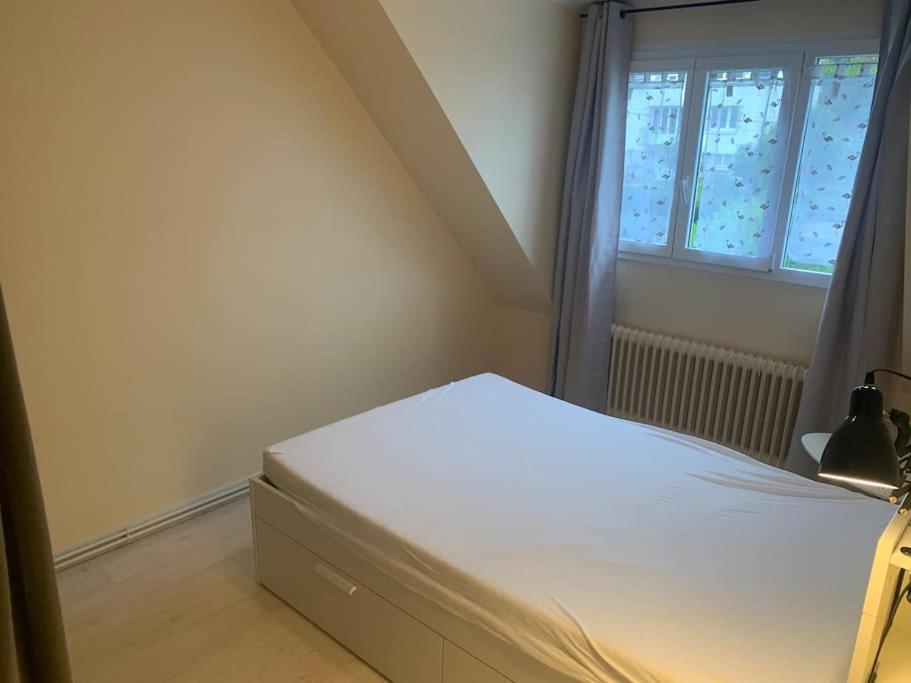 Grand appartement au calme 2 chambres - Housity