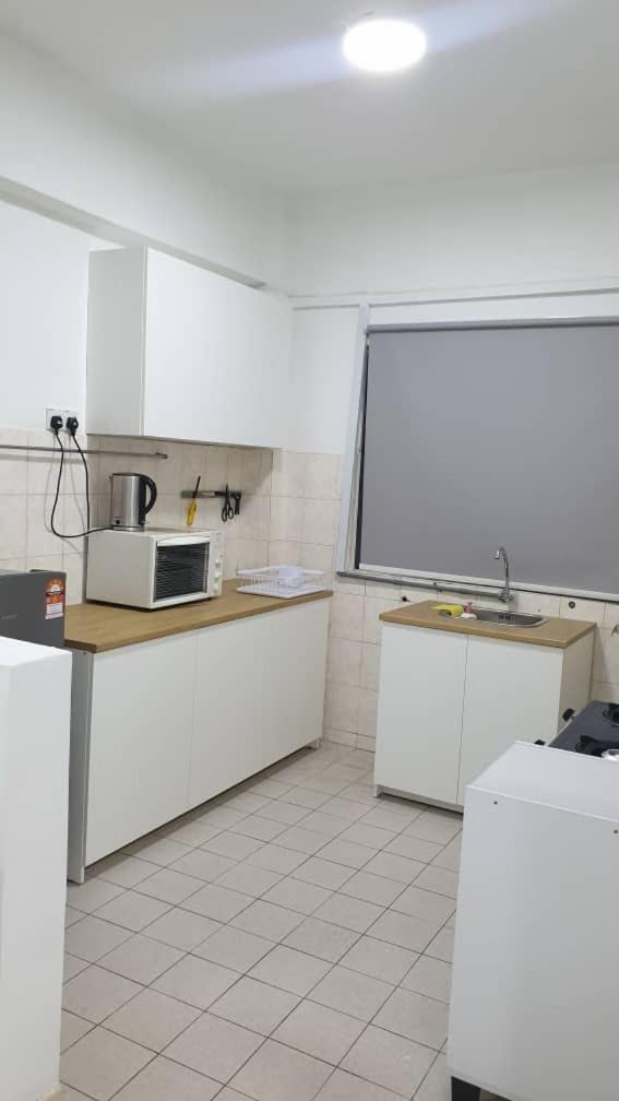 Homestay Zarina - Housity