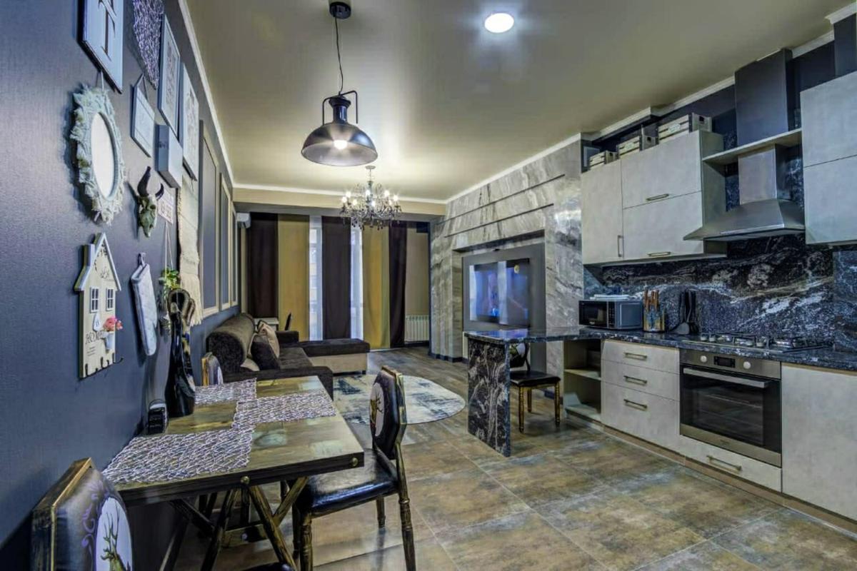 Rent Home KG! Апартаменты по Токтогула - Housity