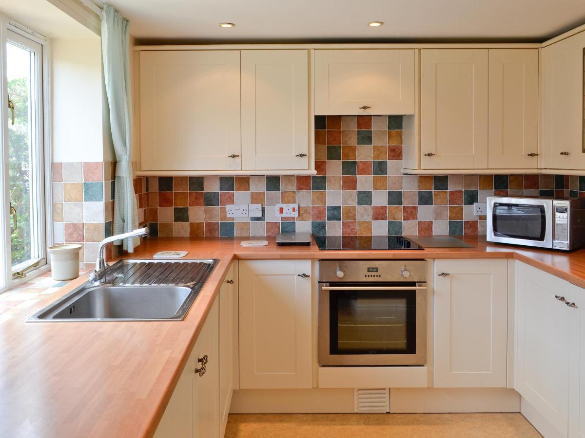 RuthS Cottage - Housity