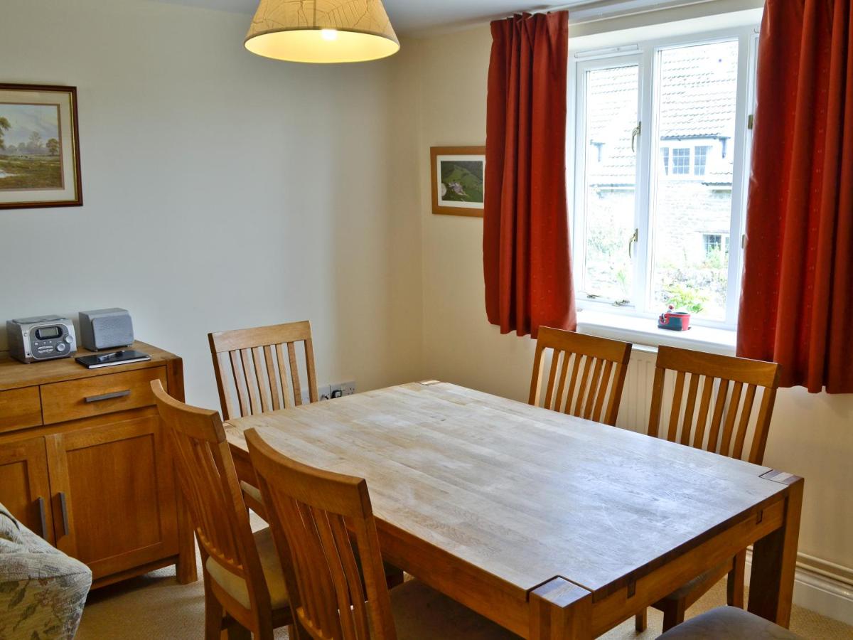 RuthS Cottage - Housity