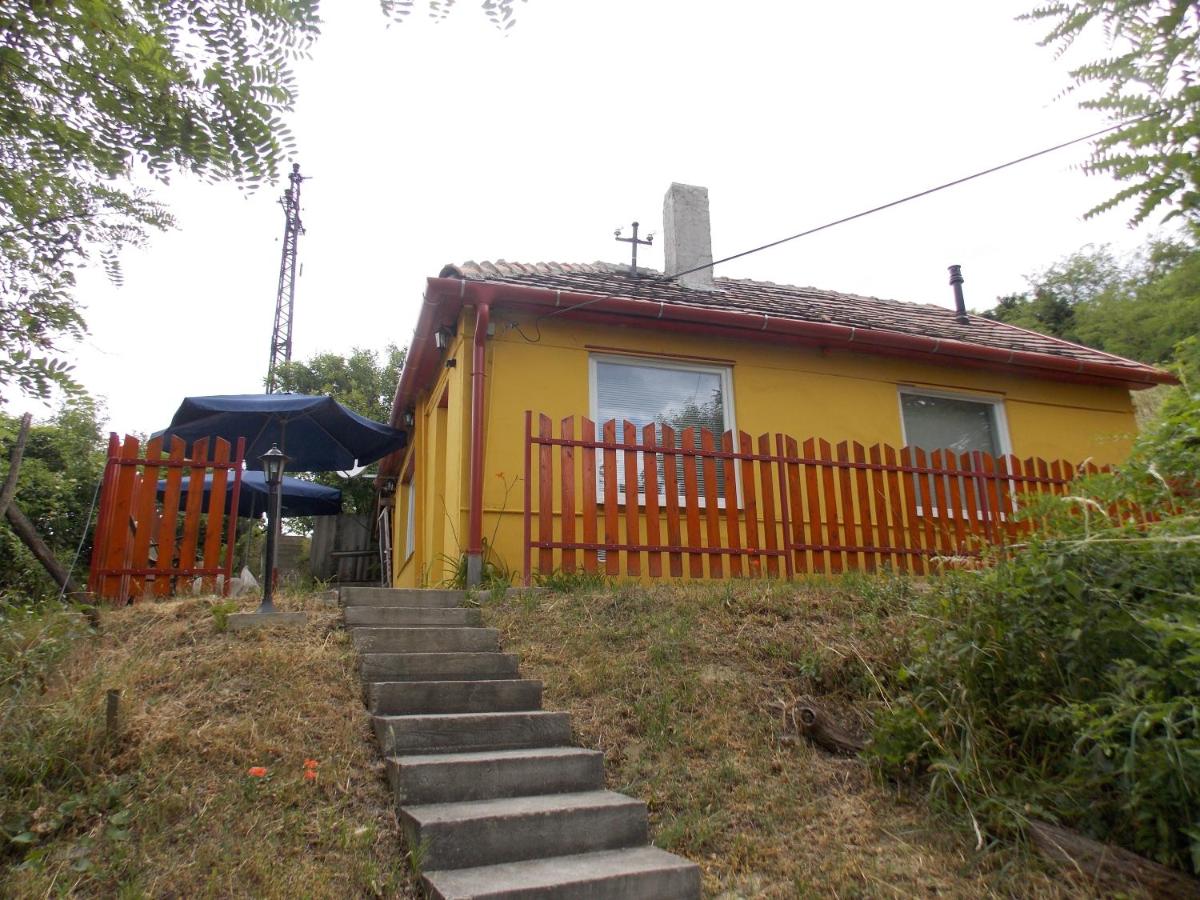 Panoráma Apartmanház - Housity