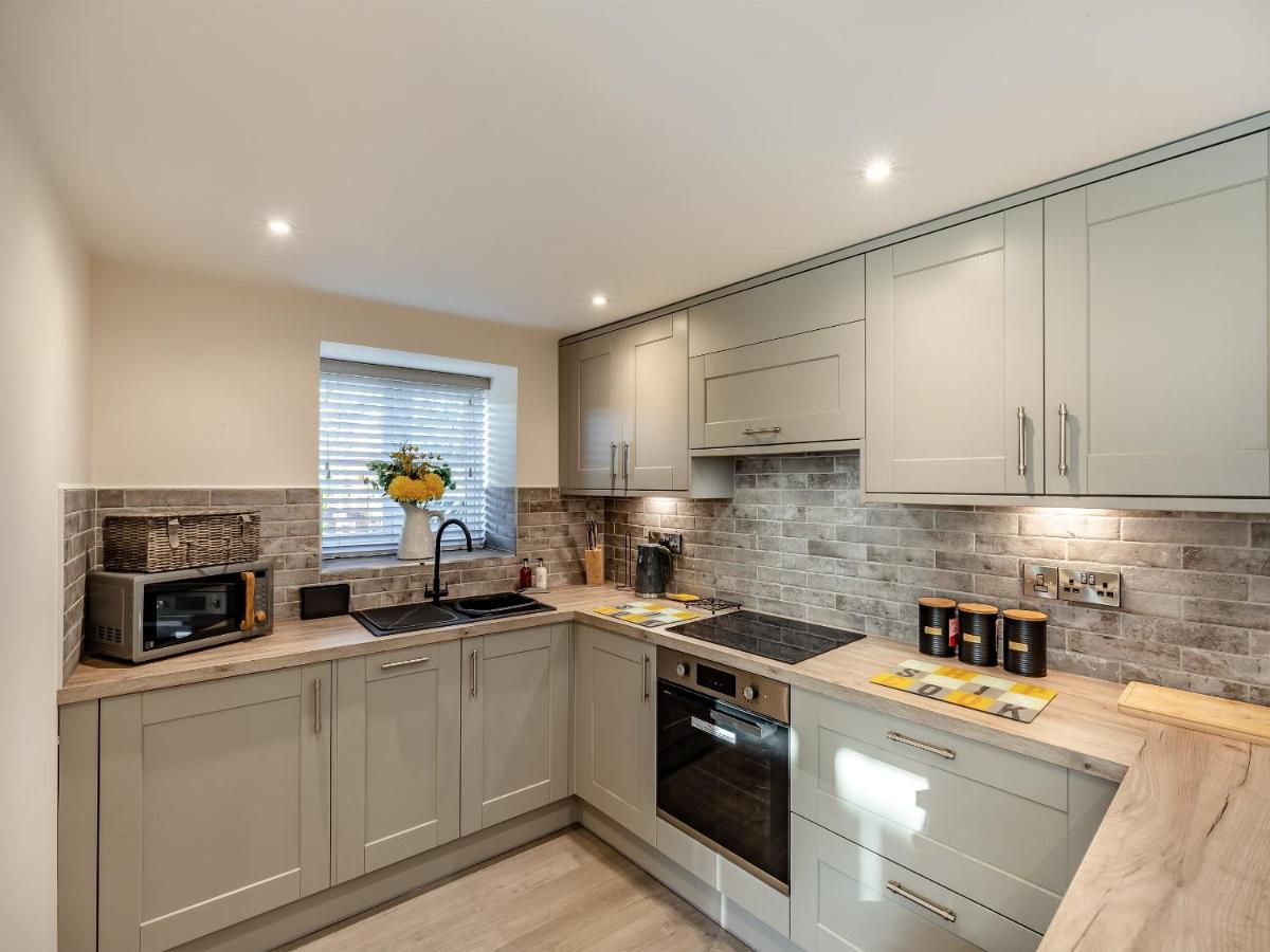 Yew Tree Barn - Housity