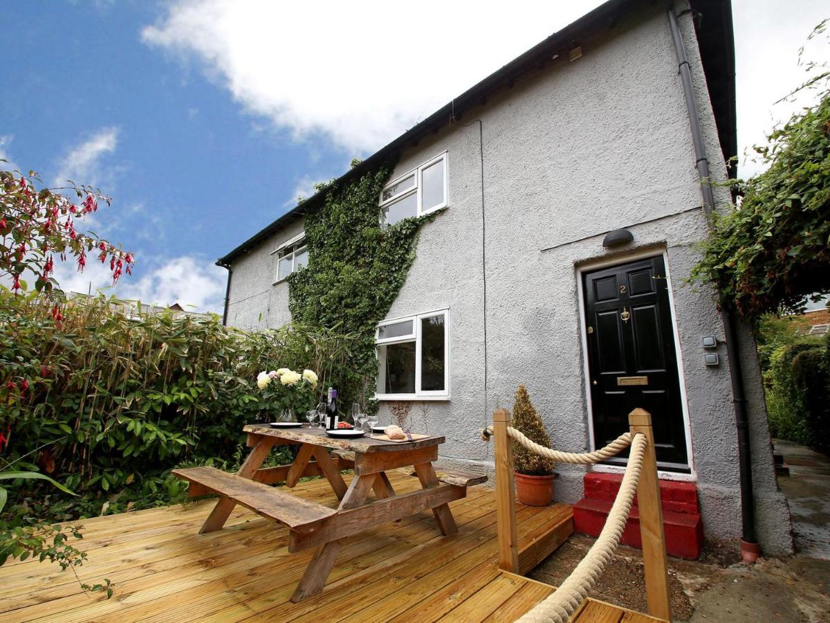 Nut Tree Cottage - Housity