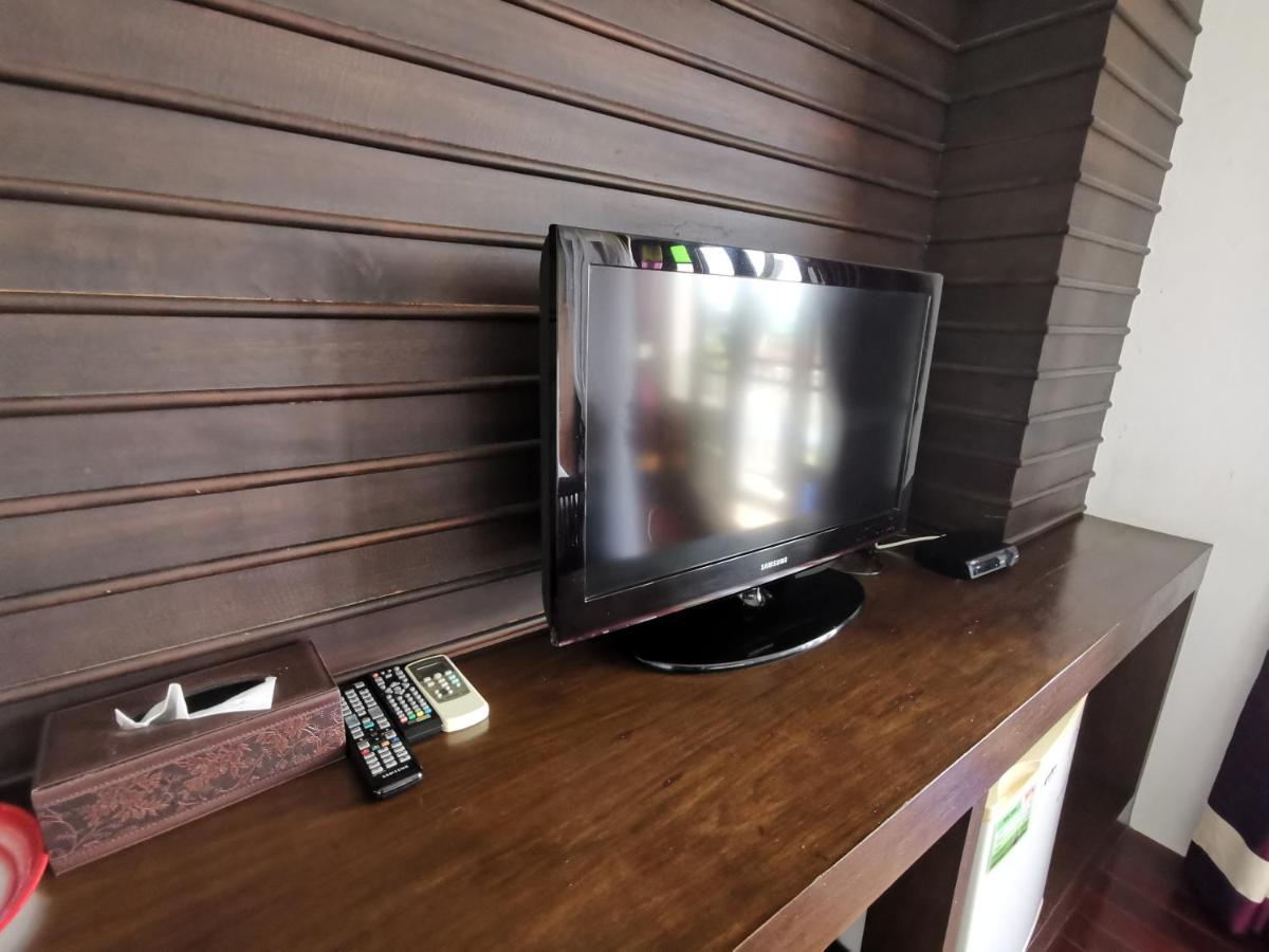 Dee Andaman Hotel - Housity
