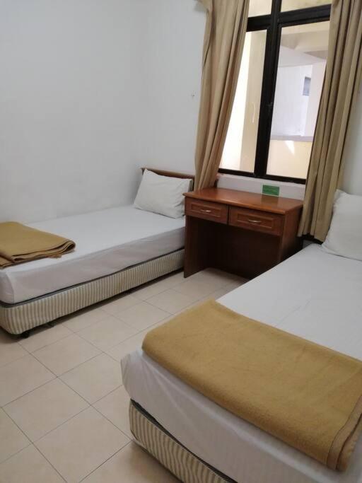Suitetrails - *Relaxing Homestay at Lumut* - *Marina Cove Resort*