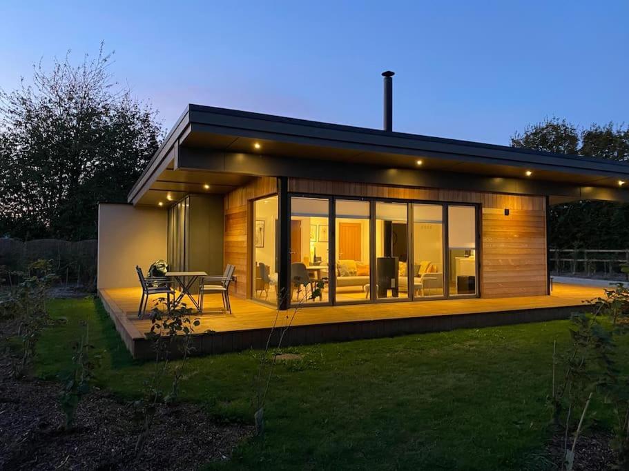 Gorgeous eco lodge in Flatford - Housity
